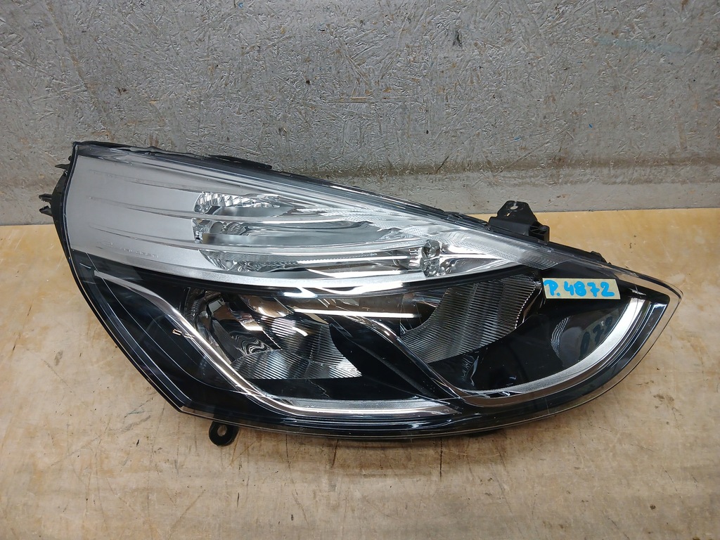 фото №1, Лампа перед правая renault clio iv 4 260106624r