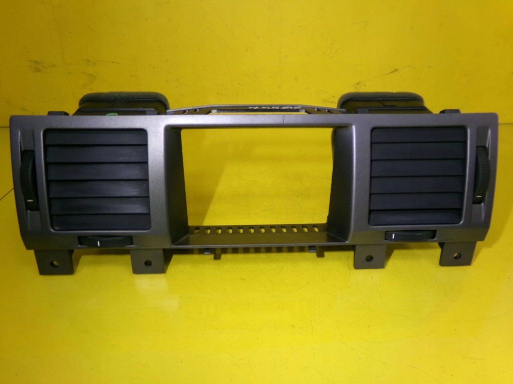 фото №1, Решётка обдув opel signum 09177133 nr328