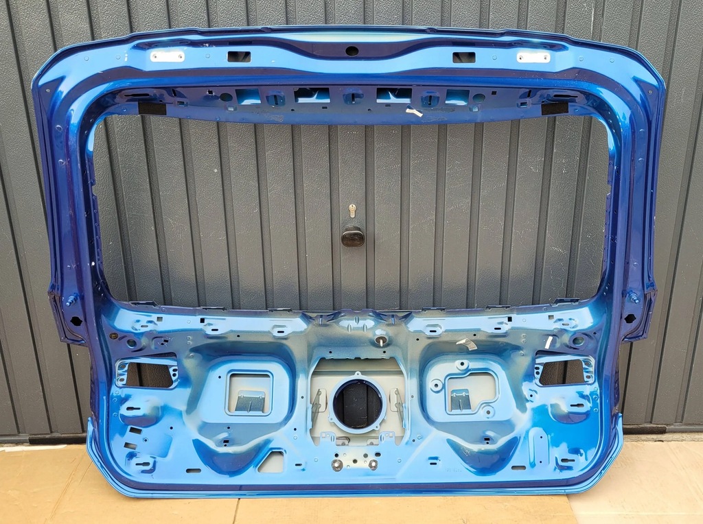 фото №8, Крышка багажника задняя крышка багажника vw t-roc fv