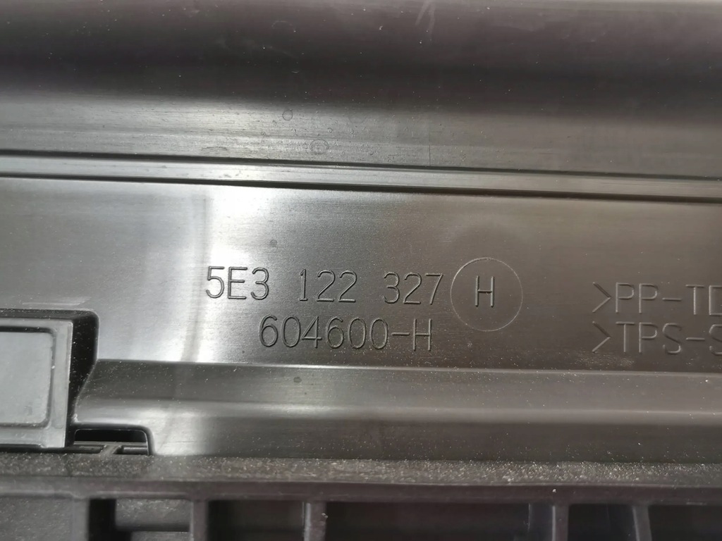 фото №16, Шторка, жалюзи, воздуховод воздуха skoda octavia iv 2.259