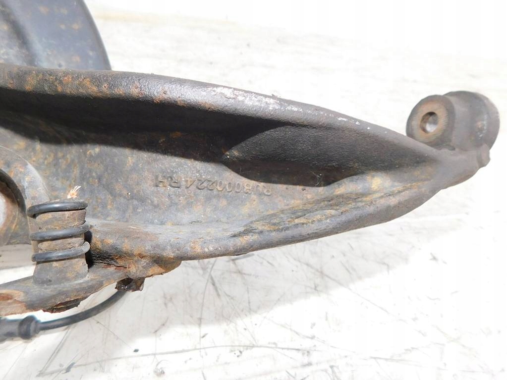 фото №10, Discovery iii l319 2.7td 04r поворотный кулак перед правый