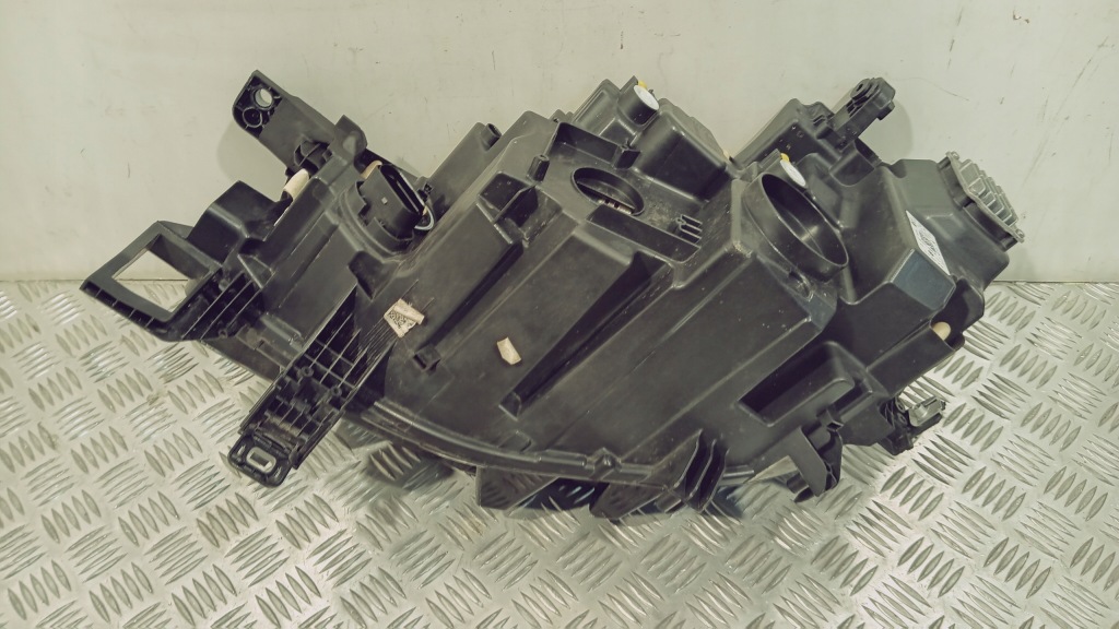 фото №15, Лампа перед vw id.4 id4 11b 20-25 11b941006b full led оригинал europa правая