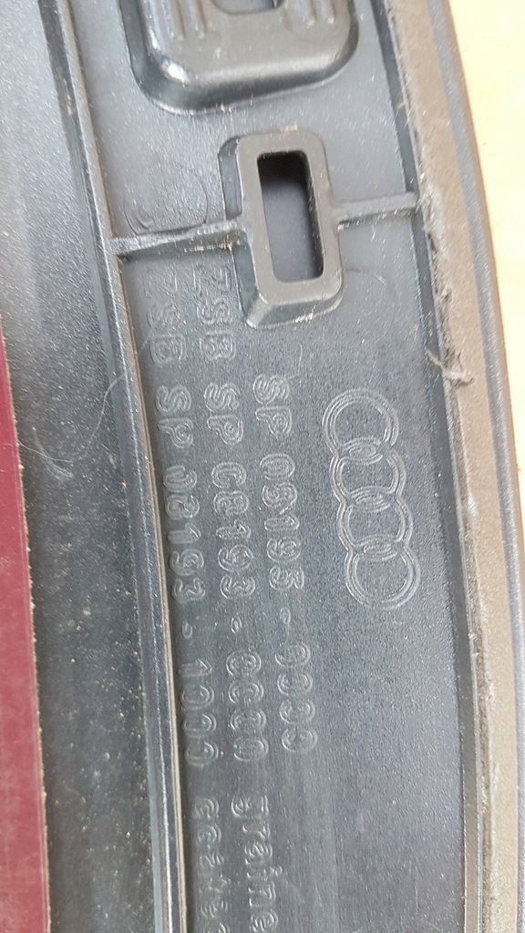 фото №12, Молдинг крыла перед левый audi e-tron