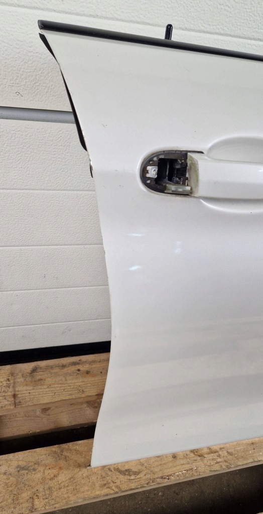 фото №9, Bmw 4 f36 gran coupe 14-21 праве передні двері правий перед a96