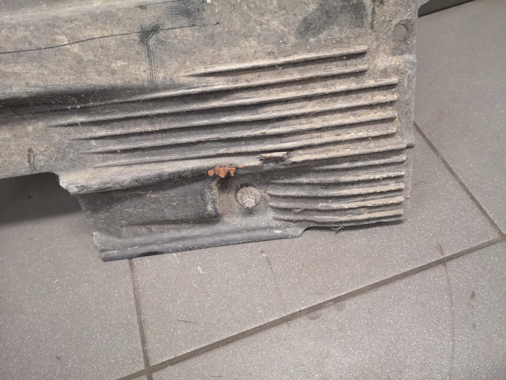 фото №7, Захист підвіска правий задня audi a6 c6 4f0825216e