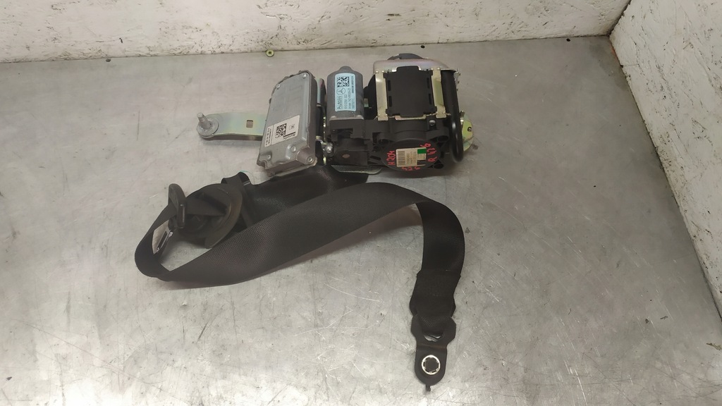 фото №9, Mercedes w204 pas безопасности правый перед