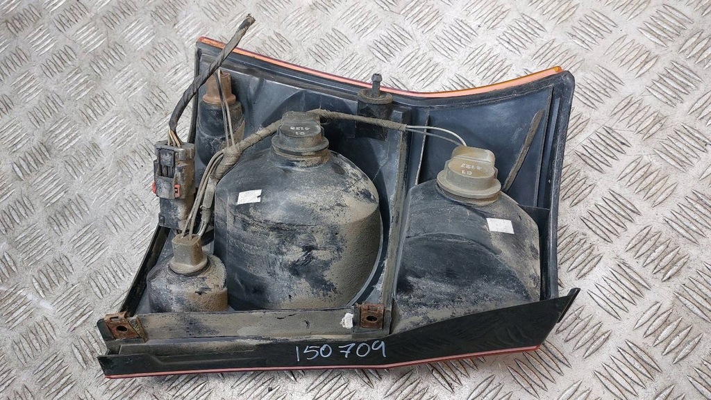 фото №2, Лампа правий задня pacifica i