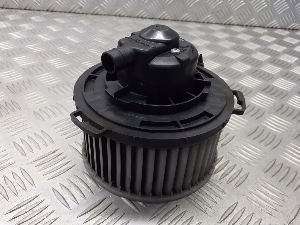 фото №1, Вентилятор обдув mazda 5 1.8 8940000-0