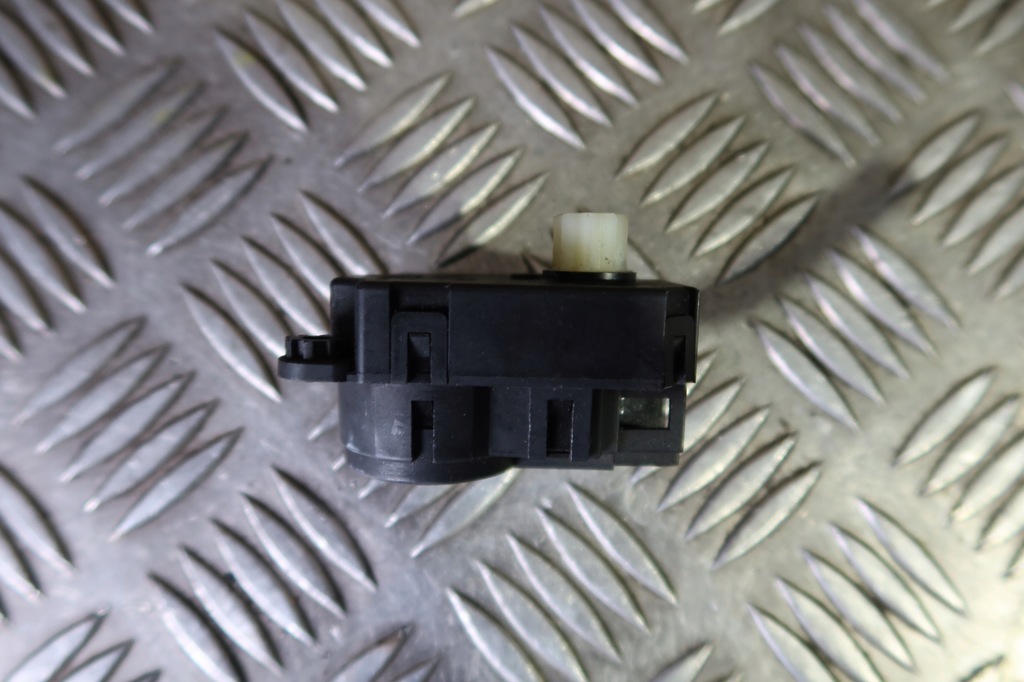 фото №8, Моторчик регулировки обдув megane iii n1019800ge