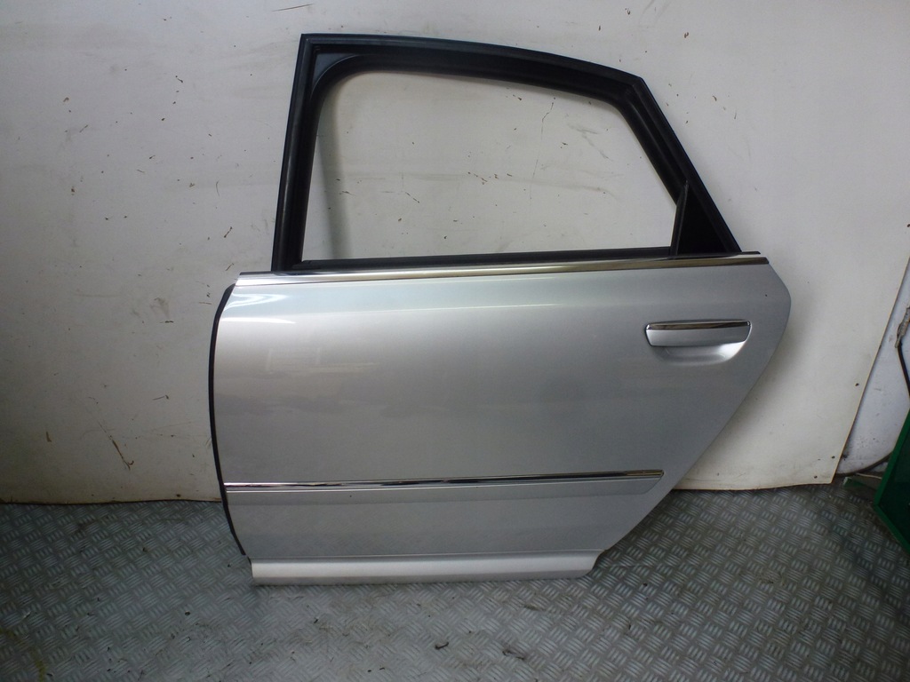фото №1, Дверь левый задняя задние audi s8 d3 ly7w