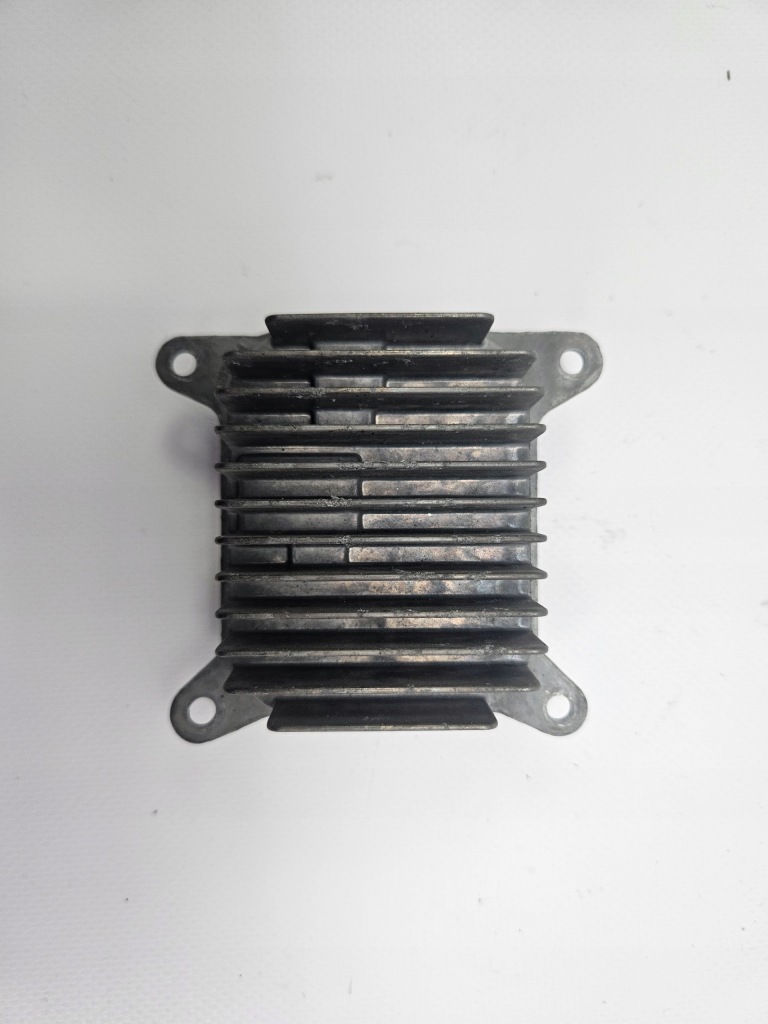 фото №1, Tesla model 3 y блок управления модуль света led преобразователь p1532925-02-c