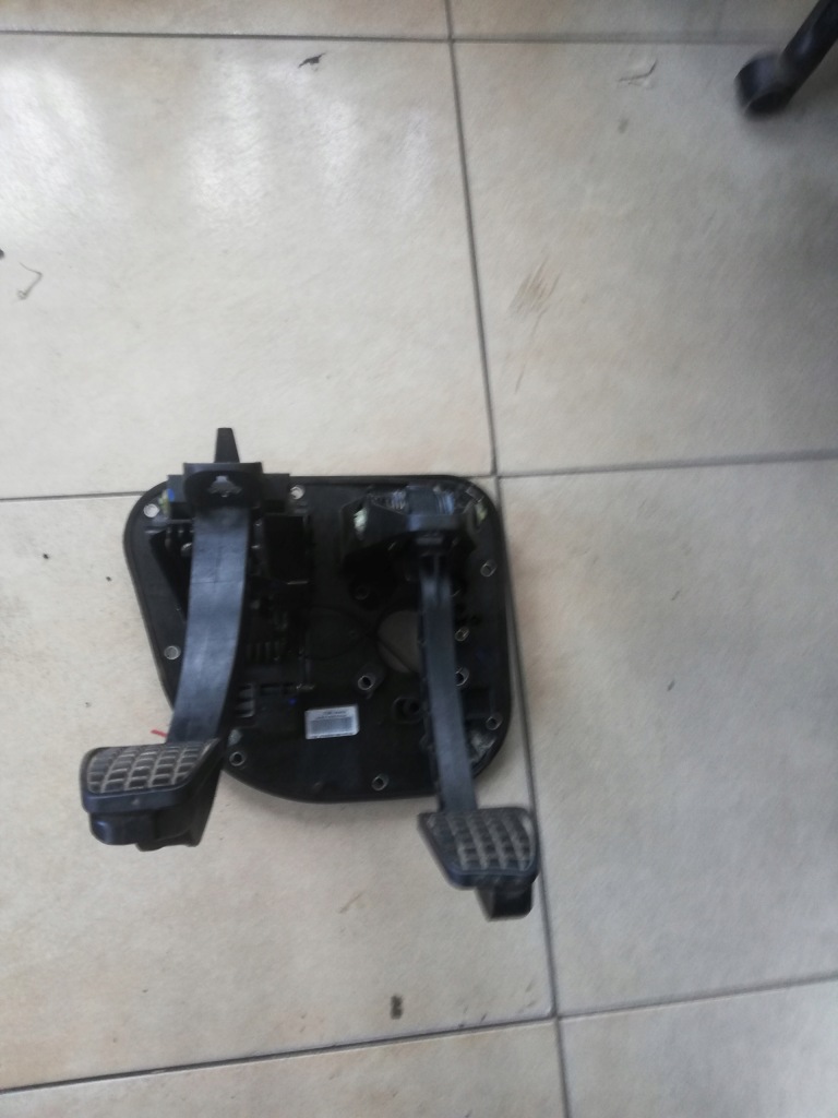 фото №3, Педаль гальма зчеплення iveco daily 2019 rok 3.0 d