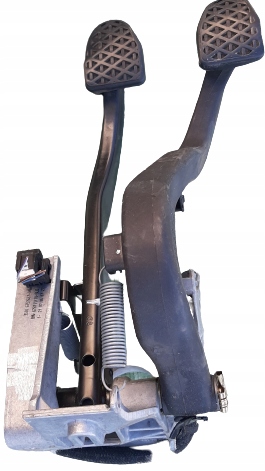 фото №1, Педаль зчеплення гальма bmw 1 e87 e81