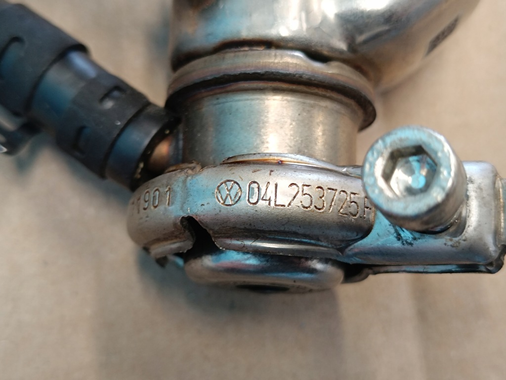 Форсунка adblue vw tiguan ii 05l131113q Недорого