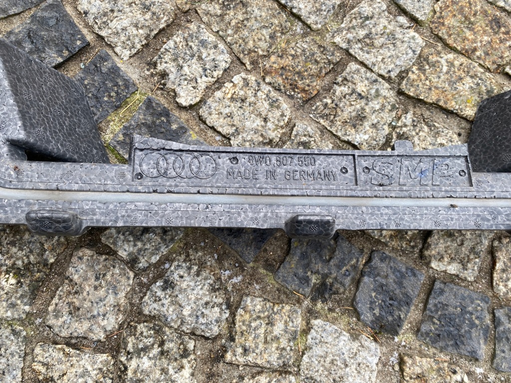 Audi a4 b9 8w абсорбер бампера датчик перед 8w0807550 8w0959121a оригінал Ціна