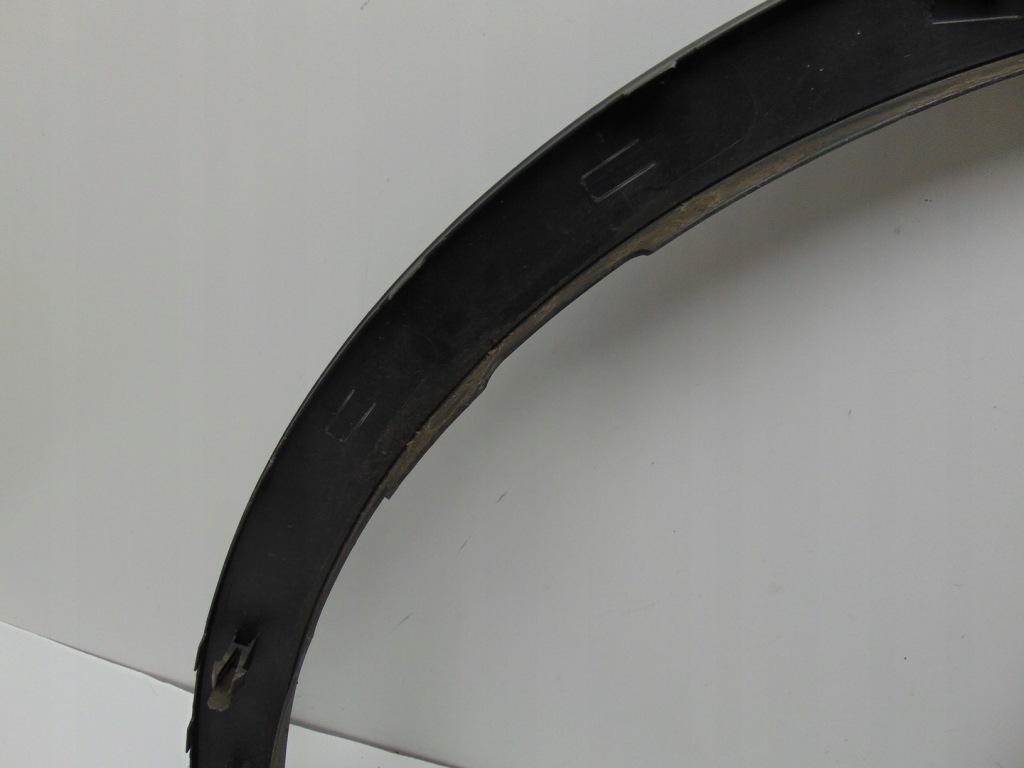 фото №12, Молдинг накладка крыла правый перед vw id4 11a853718e