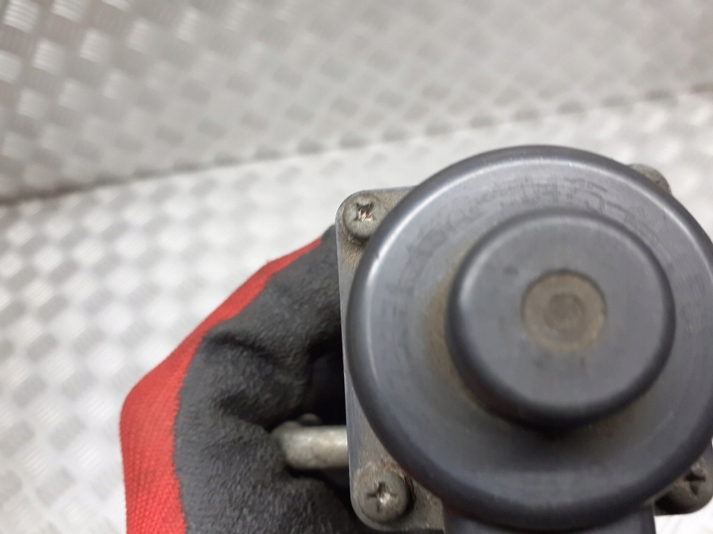 фото №2, Клапан egr mazda 5 2.0 1s7g-30475-ah