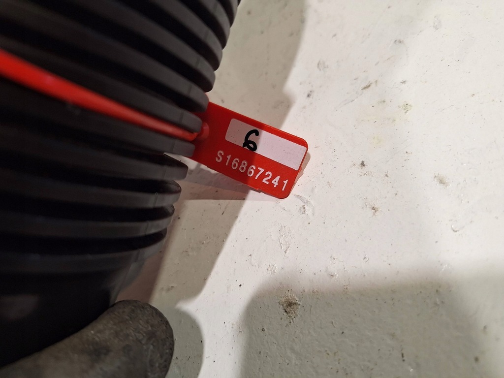 фото №4, Шланг труба повітря 1105223s01 renault trafic iii iv vivaro b 21-