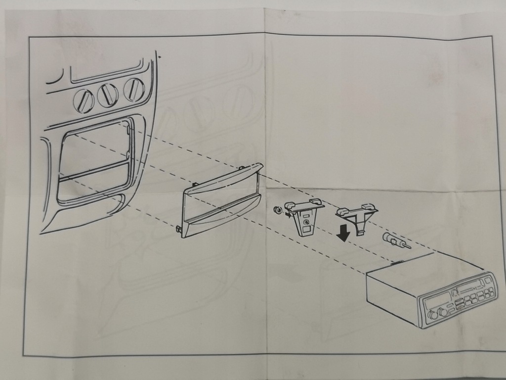 фото №10, Рамка радио ford fiesta iv 1995-2002 nowa оригинальная 1143361