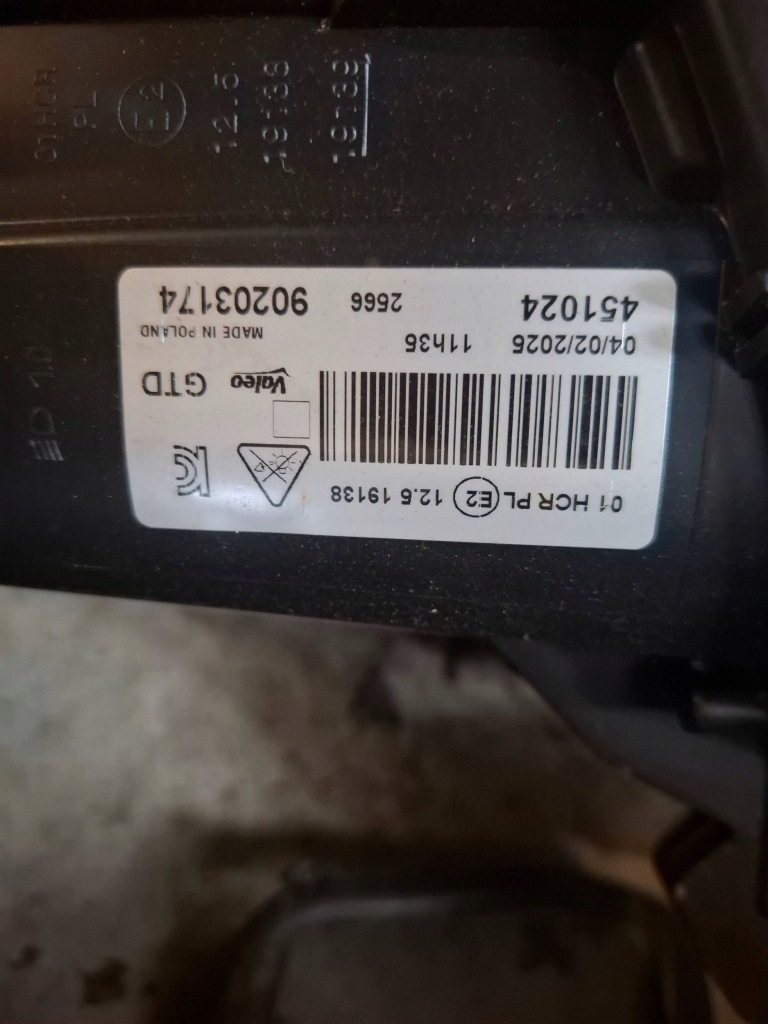 Citroen c3 3 рестайлинг  21- левый перед левая фара full led хорошее состояние cała европа  wlkp Недорого