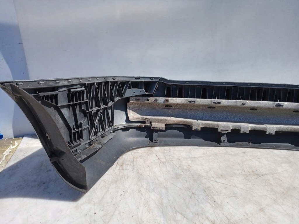 фото №7, Бампер задня задній audi a4 b5 sedan сріблястий 8d5807311