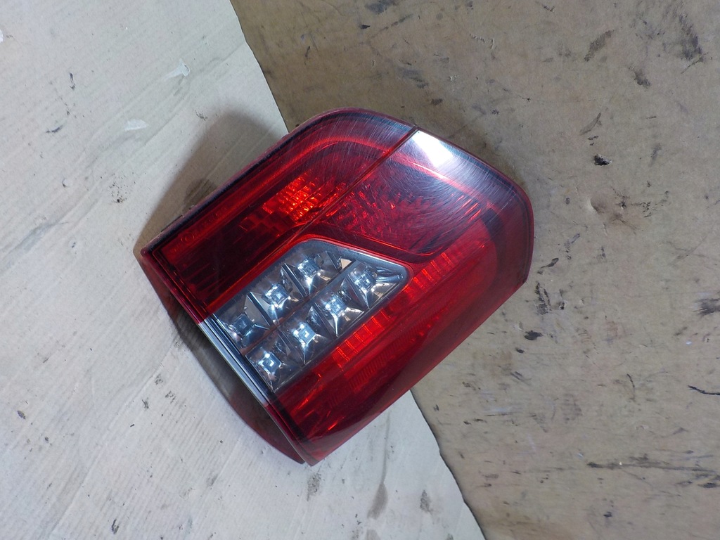 фото №5, Лампа кришки права задня c5 iii 9675067880