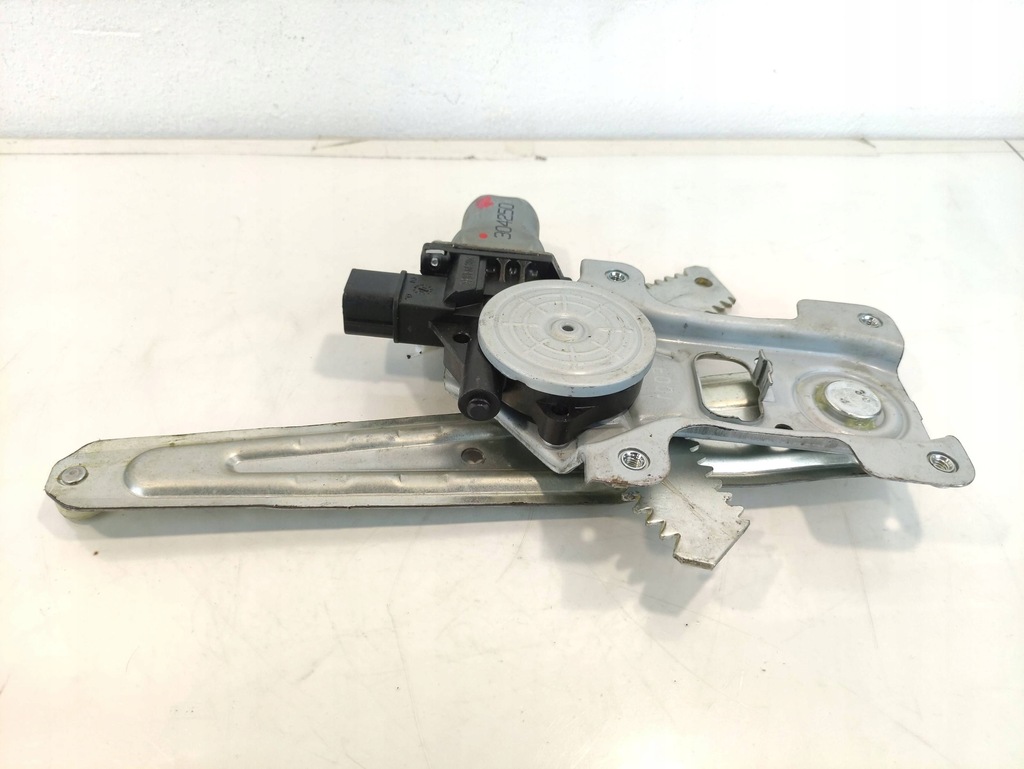 фото №7, Subaru impreza iv 4 моторчик скло двері правий перед