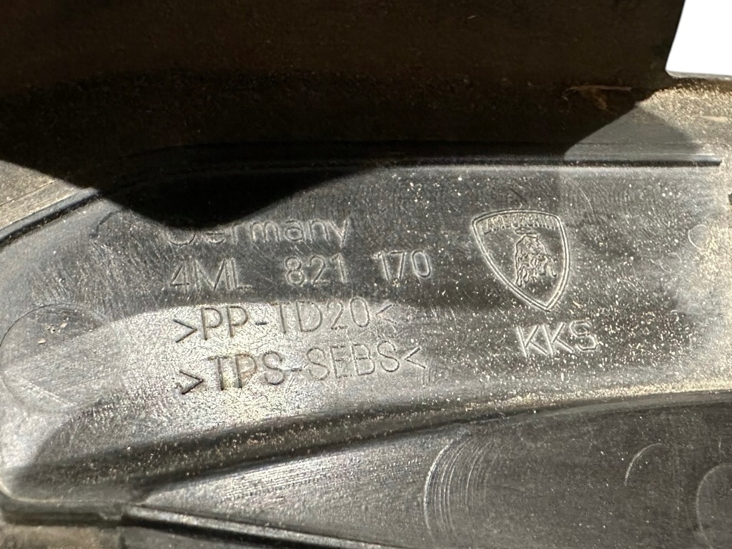 фото №10, Lamborghini urus кронштейн крила захист rh 4ml821170a