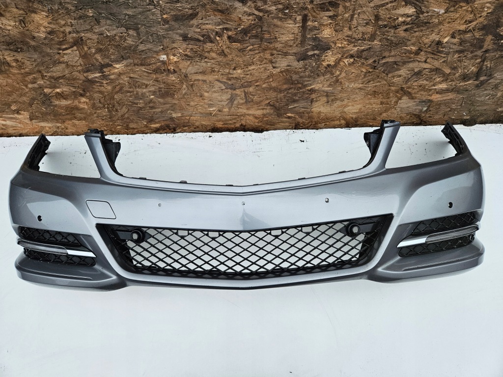 Купить Mercedes w204 рестайлинг  бампер перед передний
