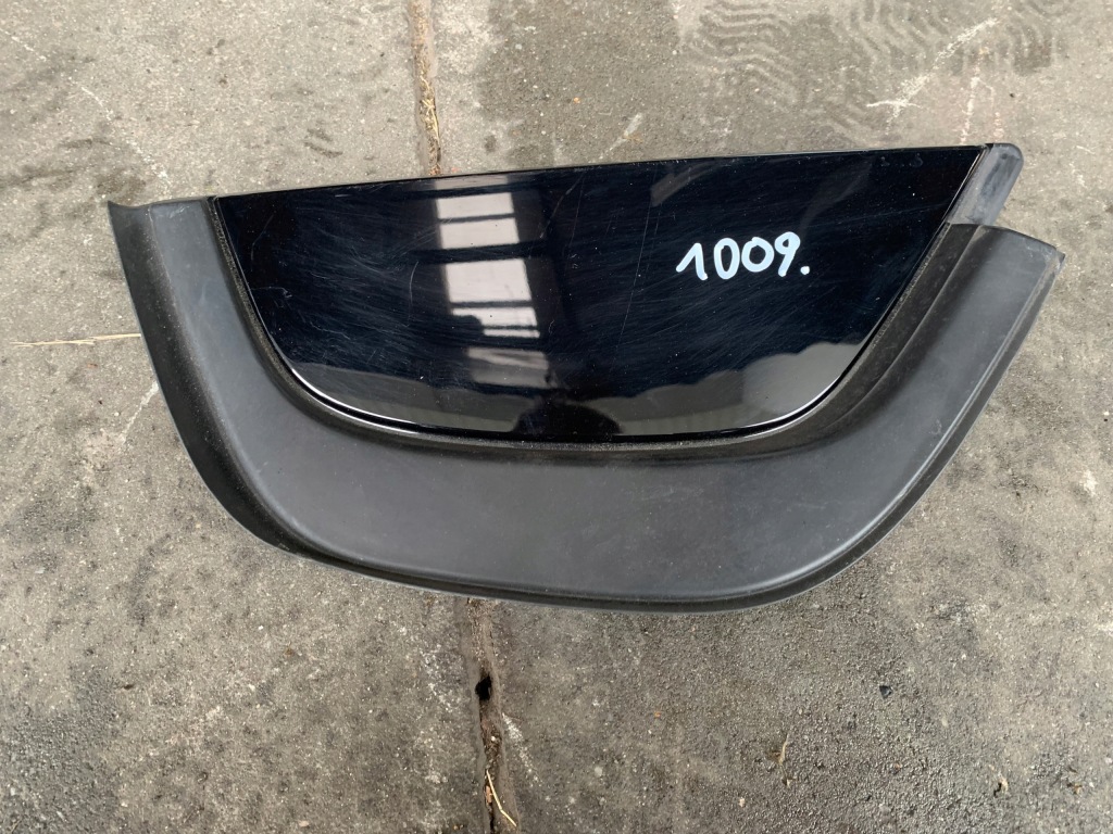 фото №1, Citroen c3 iii защита заглушка крыла правый задняя 9813324280