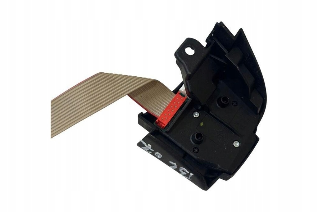 фото №7, Кнопки руля vw passat b7 alltrack 365 1k0959538f 1.6l бензиновый