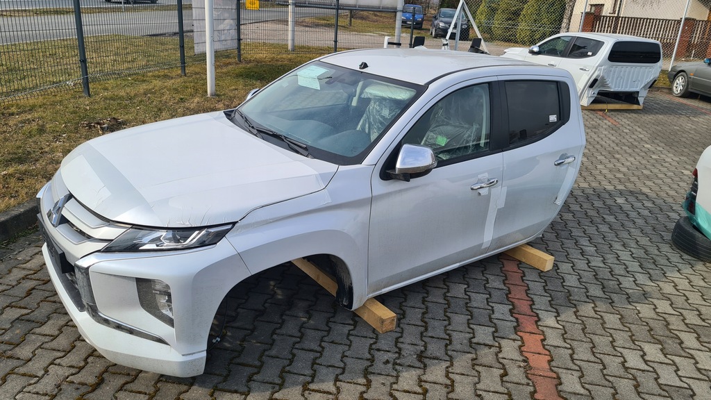 фото №10, Mitsubishi l200 2019-2023 кузов задняя коробка передач задняя