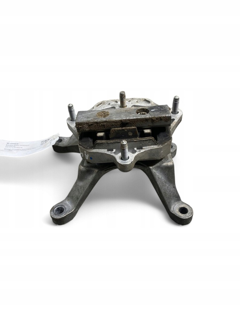 фото №12, Audi a4 s4 b9 8w 2023 кронштейн / кронштейн коробки передач