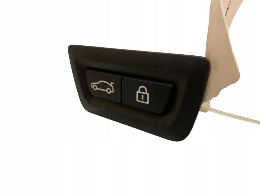 фото №6, Bmw 7 g11 g12 2017 кнопка відкривання кришки багажника