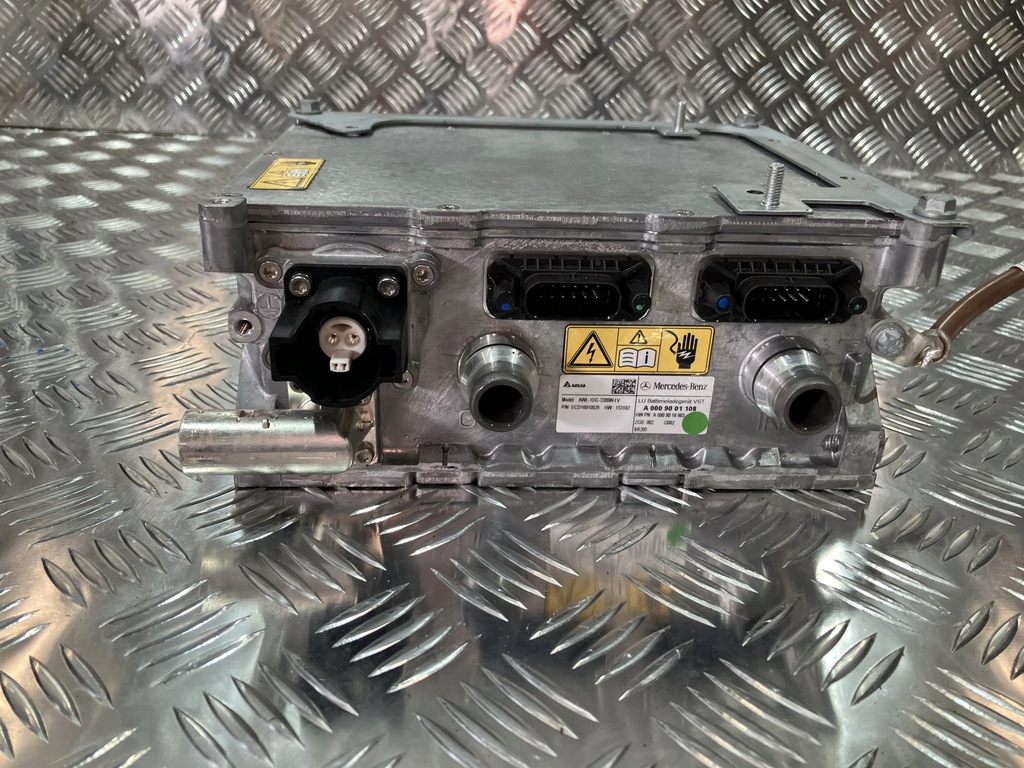 фото №5, Зарядний пристрій акумулятора w205 2.0 cgi 350e hybrid