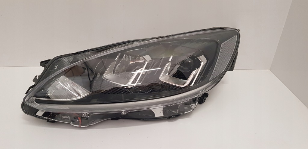 Купить Фара передняя левая ford kuga mk3 lv4b-13w030 ak