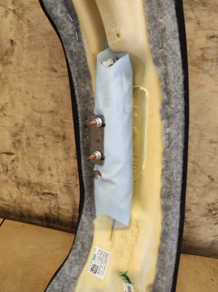 фото №7, Обшивка шторка безпеки подушка сидіння задня задня права superb iii 3 kombi