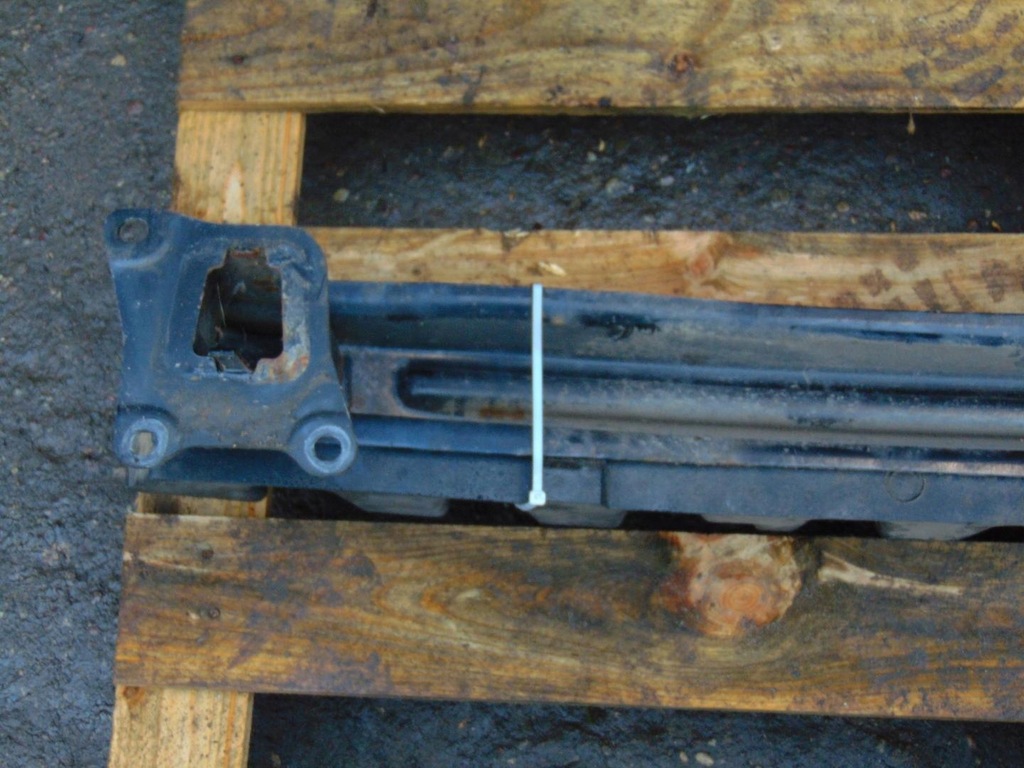 фото №8, Балка абсорбер бампера задняя tt 8j cabrio 8j0807695