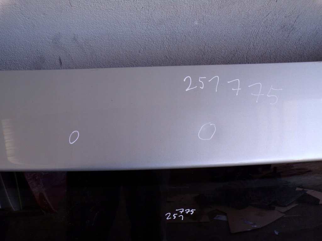 фото №6, Крышка багажника задняя задняя mercedes w251 r klasa lak 775