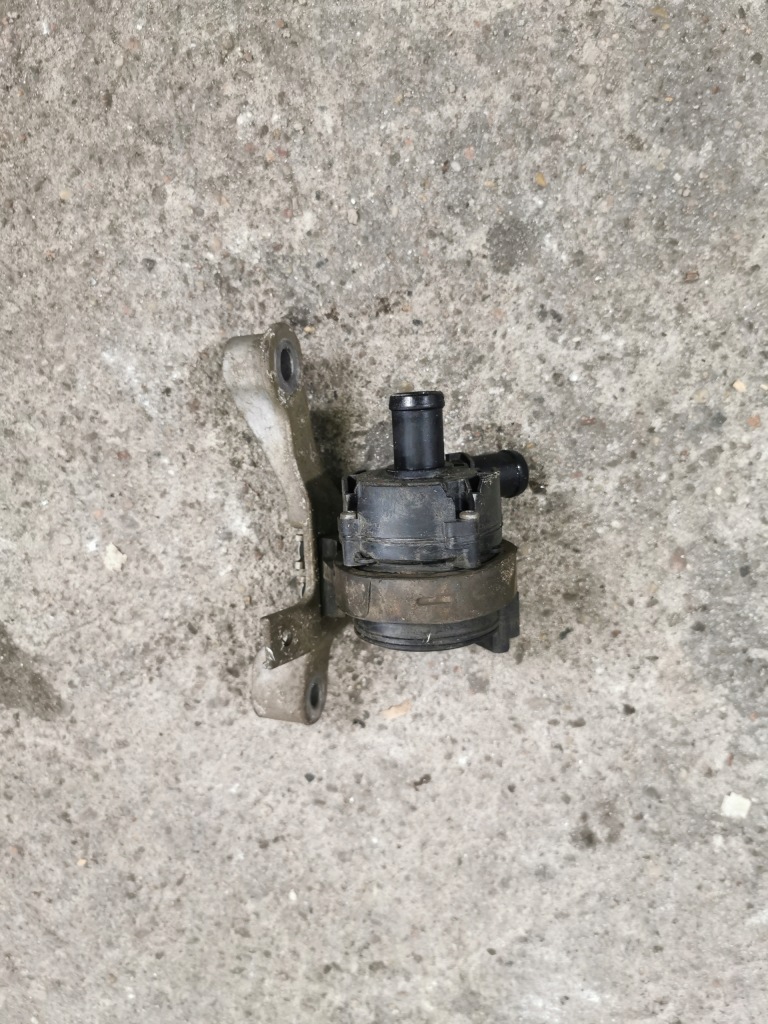 фото №1, Dacia duster ii дополнительная помпа wody 144b06803r