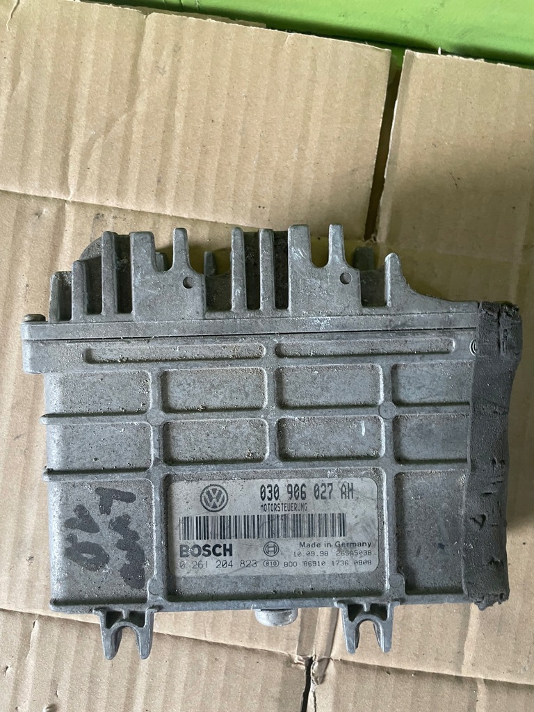 фото №1, Seat arosa бортовой компьютер блок управления двигателя 030906027ah