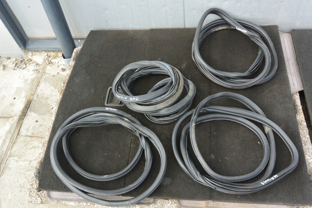 фото №1, Прокладка двері багажника kpl bmw x5 e70 lci