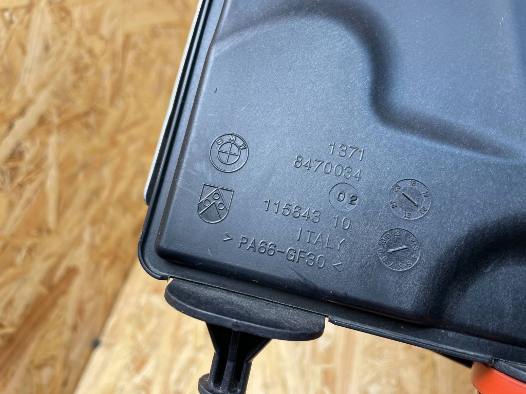 Купить Корпус фильтра воздуха bmw g01 g02 g05 g06 g11 g12 g30 7643301 8470034