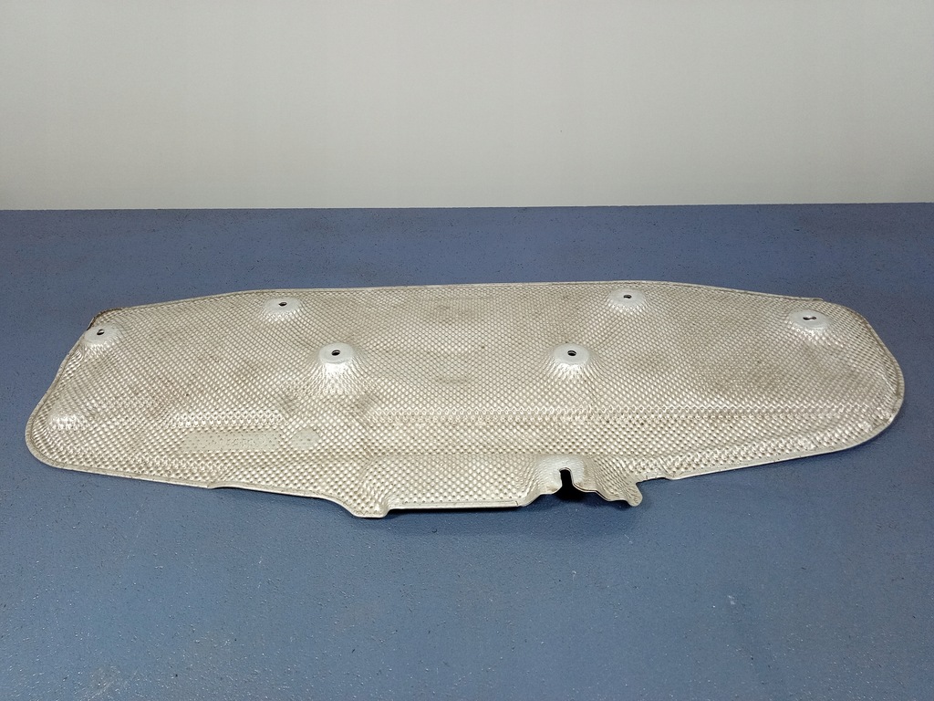 фото №4, Bmw 2 f44 1 f40 захист теплова глушника 9464545