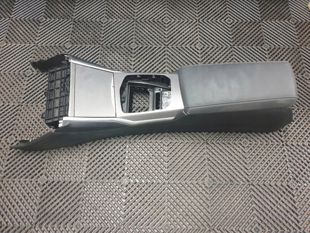 фото №1, Туннель средний bmw 3 g20 2018-