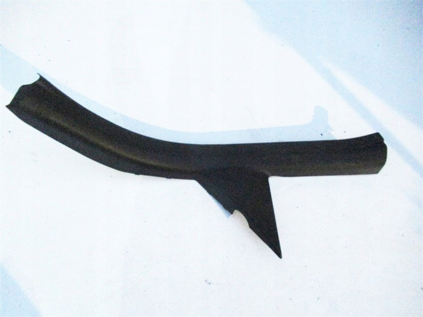 фото №1, Toyota оригинальный номер 67918-05060 молдинг порог задняя