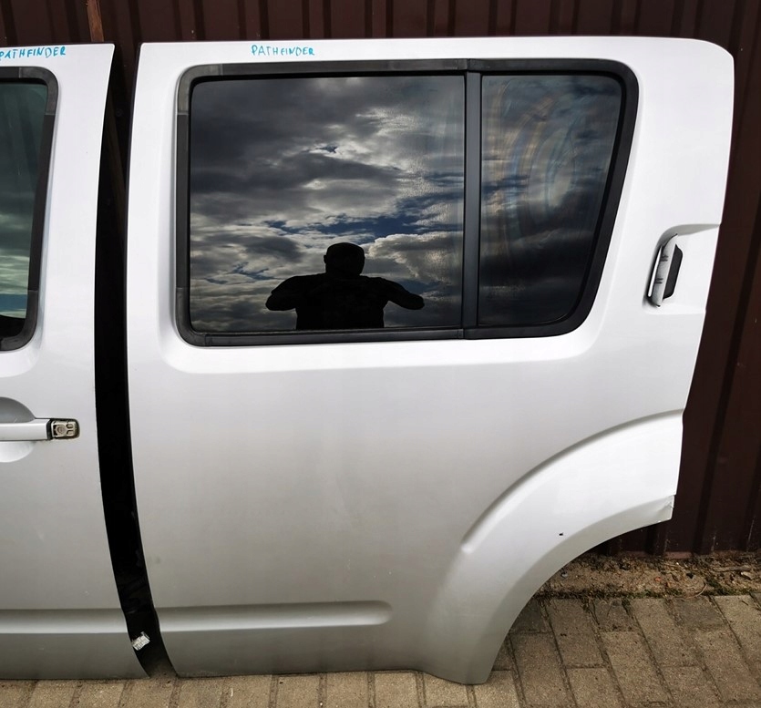 фото №2, Nissan pathfinder r51 дверь левая задняя полный