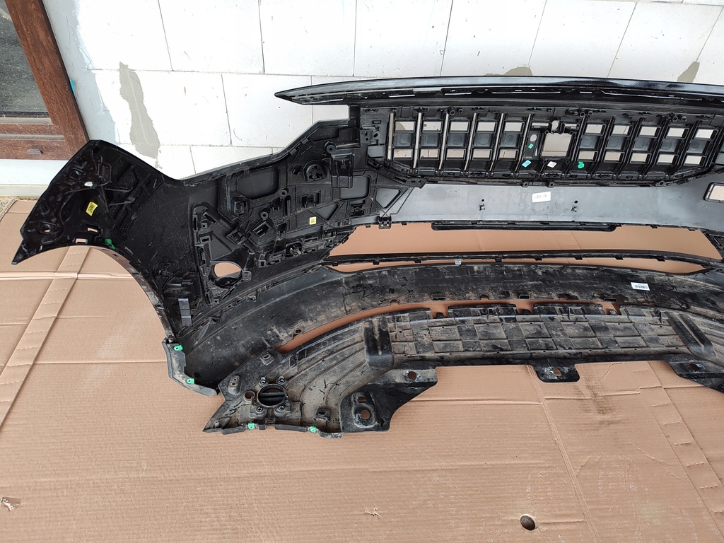 фото №7, Polestar 2 бампер цвет