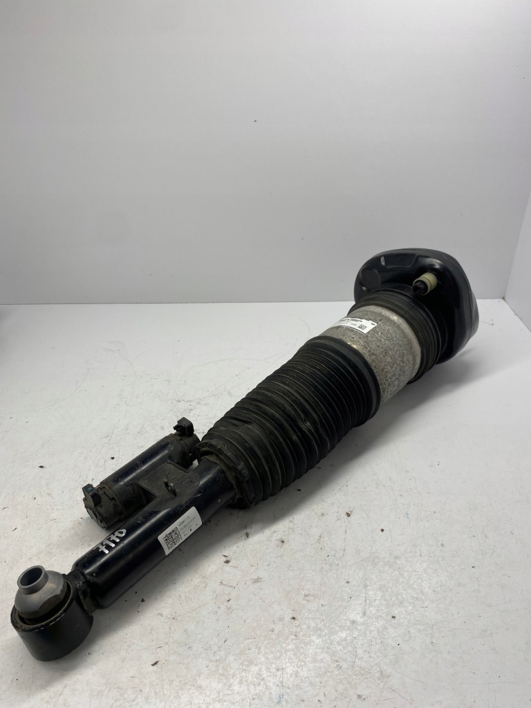 фото №1, Bmw 7 g11 g12 амортизатор правый задняя r308617172