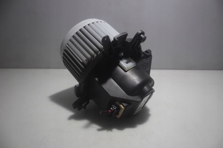 фото №3, Воздуходувка обдув citroen c4 grand picasso ii lift